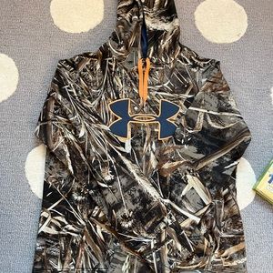 Women’s camo under armor hoodie